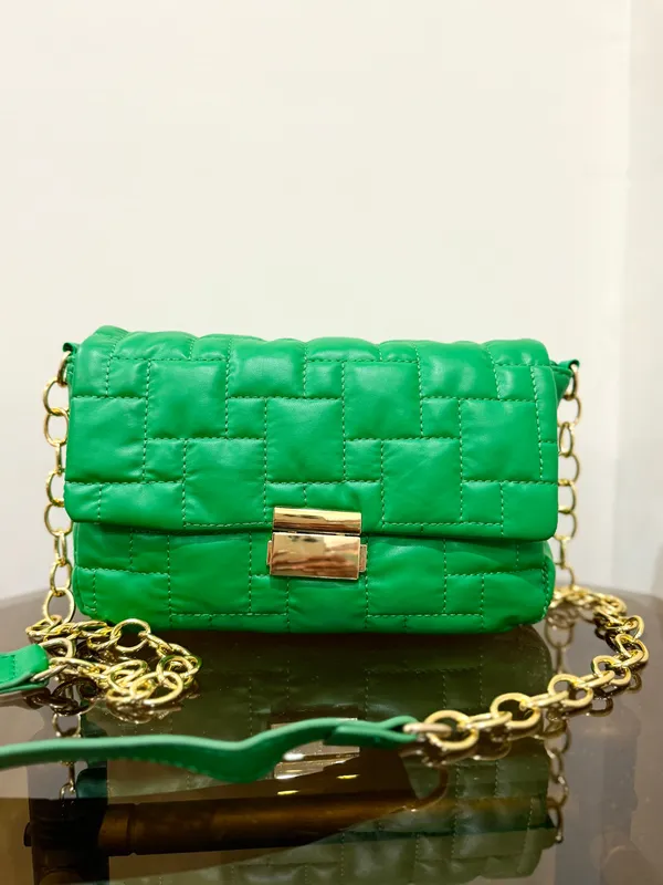 Green_Chic_Sling